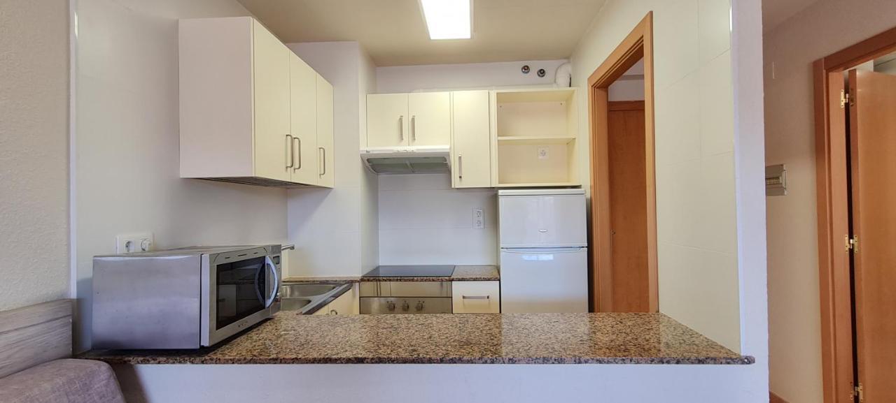 Apartamentos Turisticos Augustus Cambrils Bagian luar foto