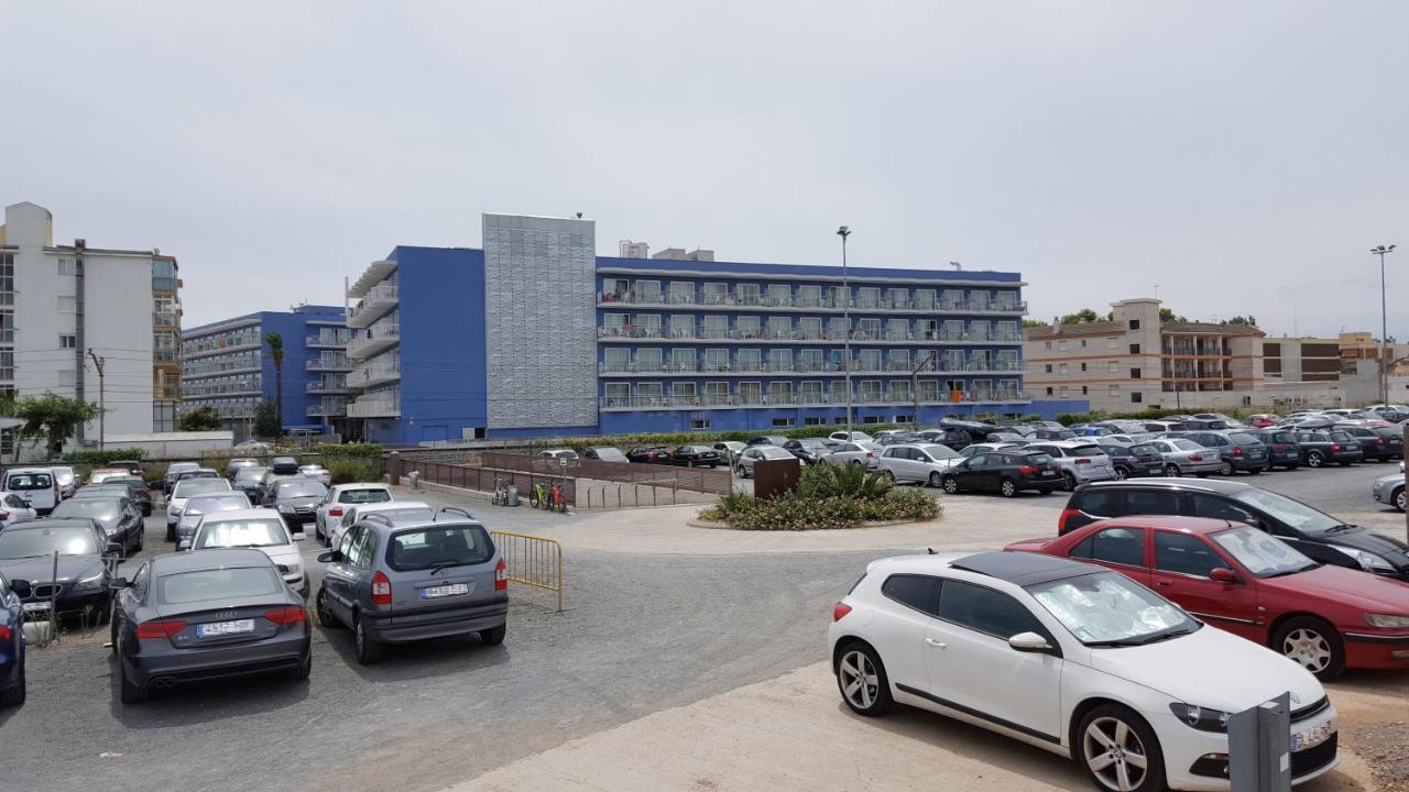 Apartamentos Turisticos Augustus Cambrils Bagian luar foto