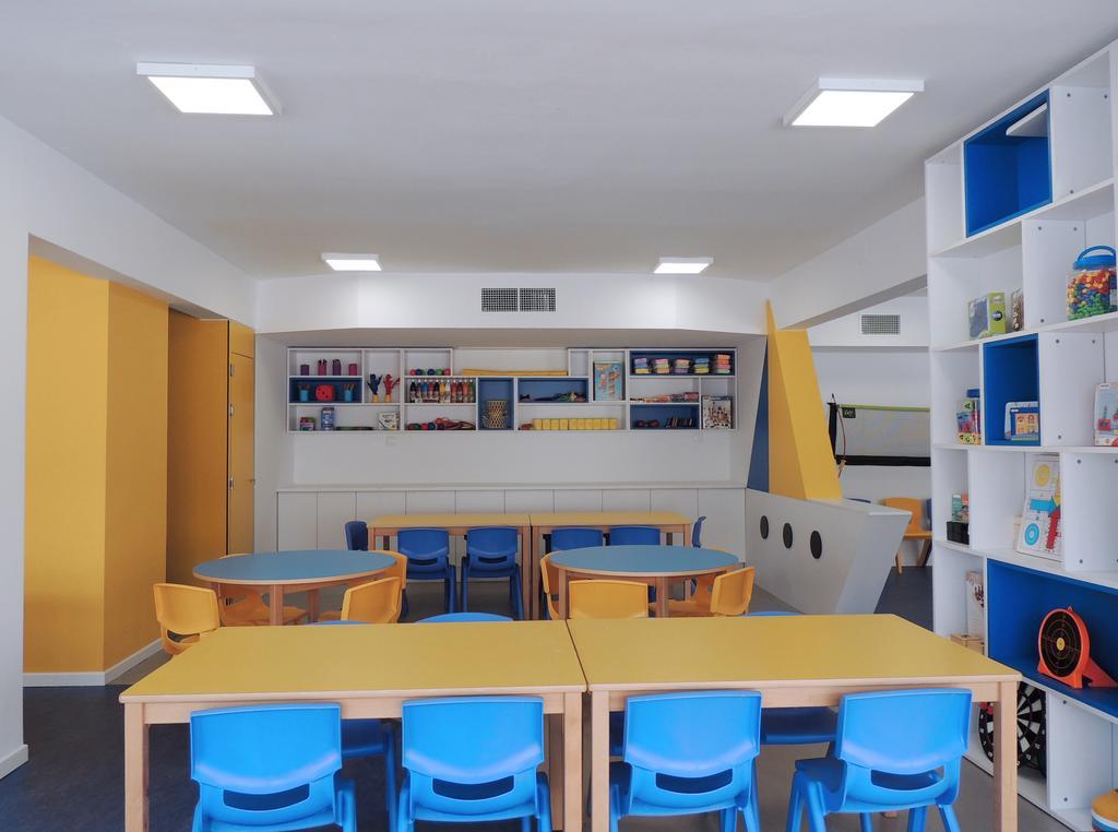 Apartamentos Turisticos Augustus Cambrils Bagian luar foto