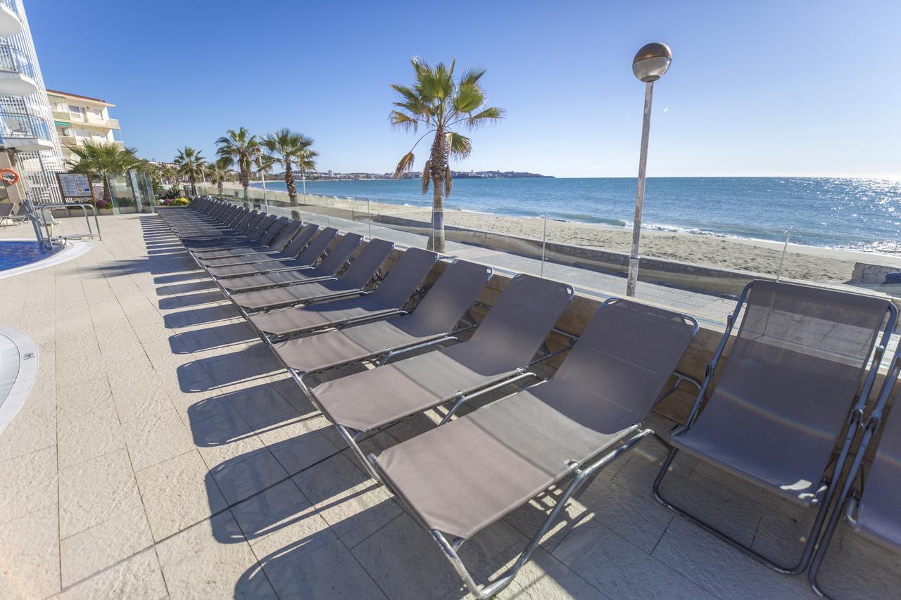 Apartamentos Turisticos Augustus Cambrils Bagian luar foto
